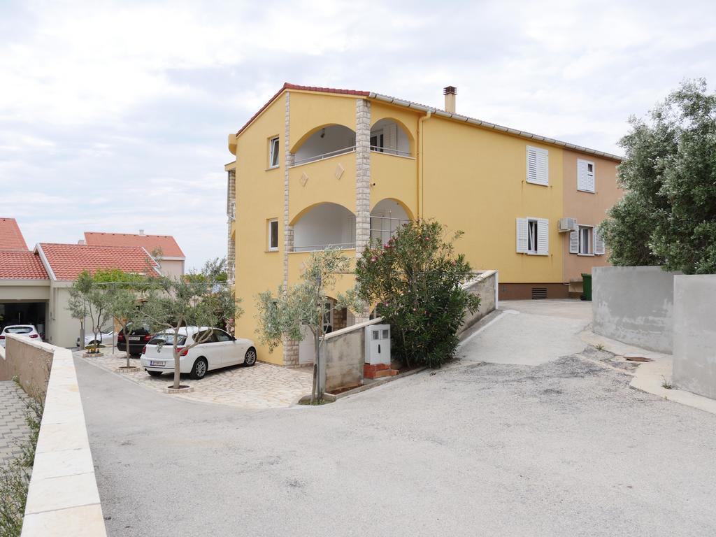 Apartments-Novalja-Zrce Eksteriør billede